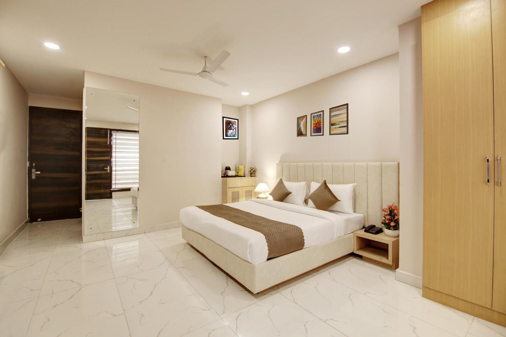 Limewood Stay - Fortis Hospital Γκουργκάον Εξωτερικό φωτογραφία
