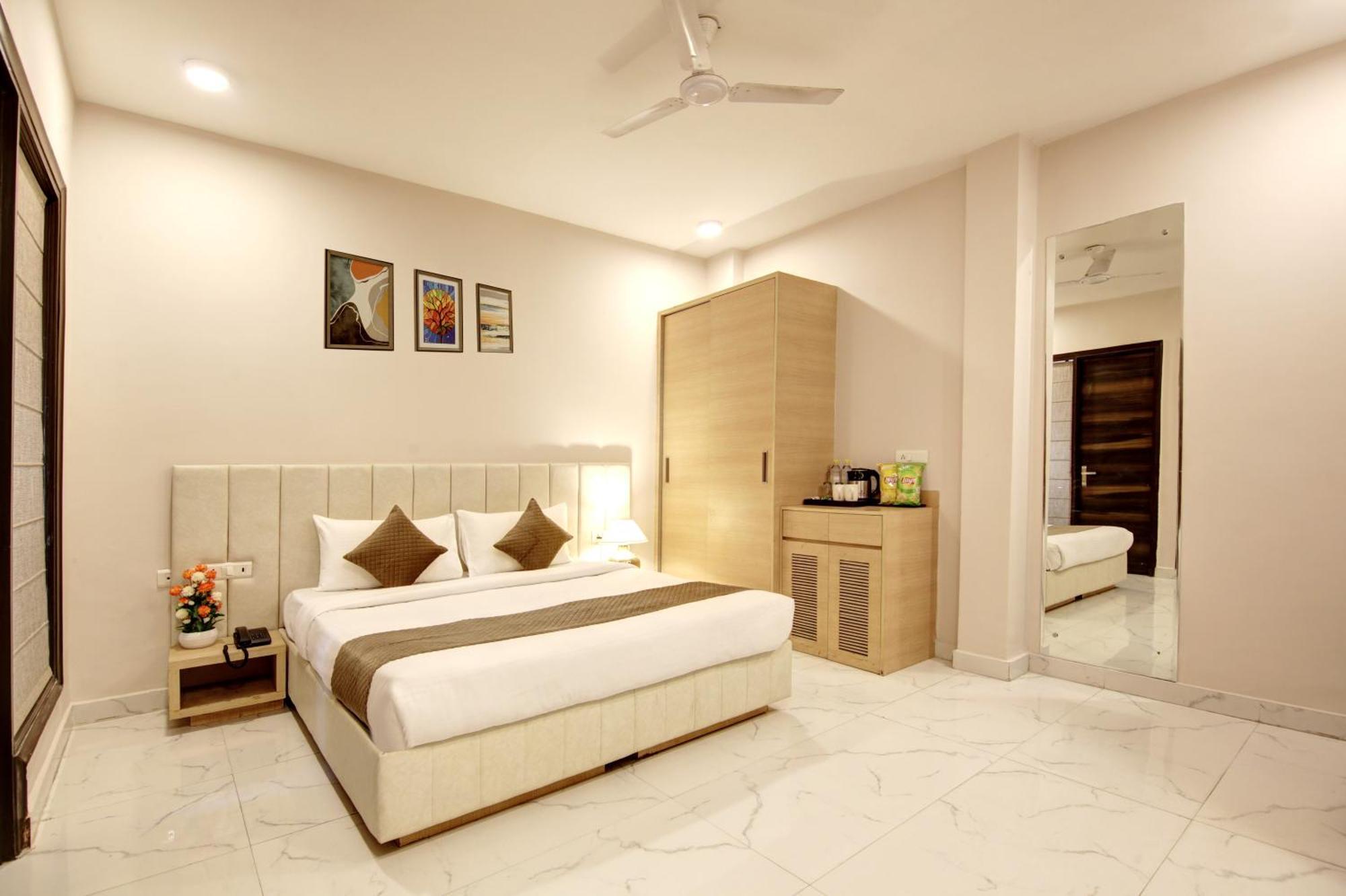 Limewood Stay - Fortis Hospital Γκουργκάον Εξωτερικό φωτογραφία